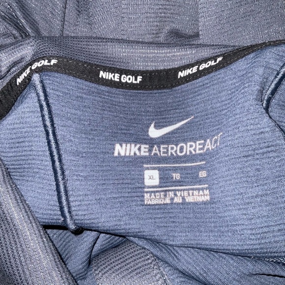 Men’s Nike used  golf polo shirt dark blue size XL aeroreact - Picture 3 of 3